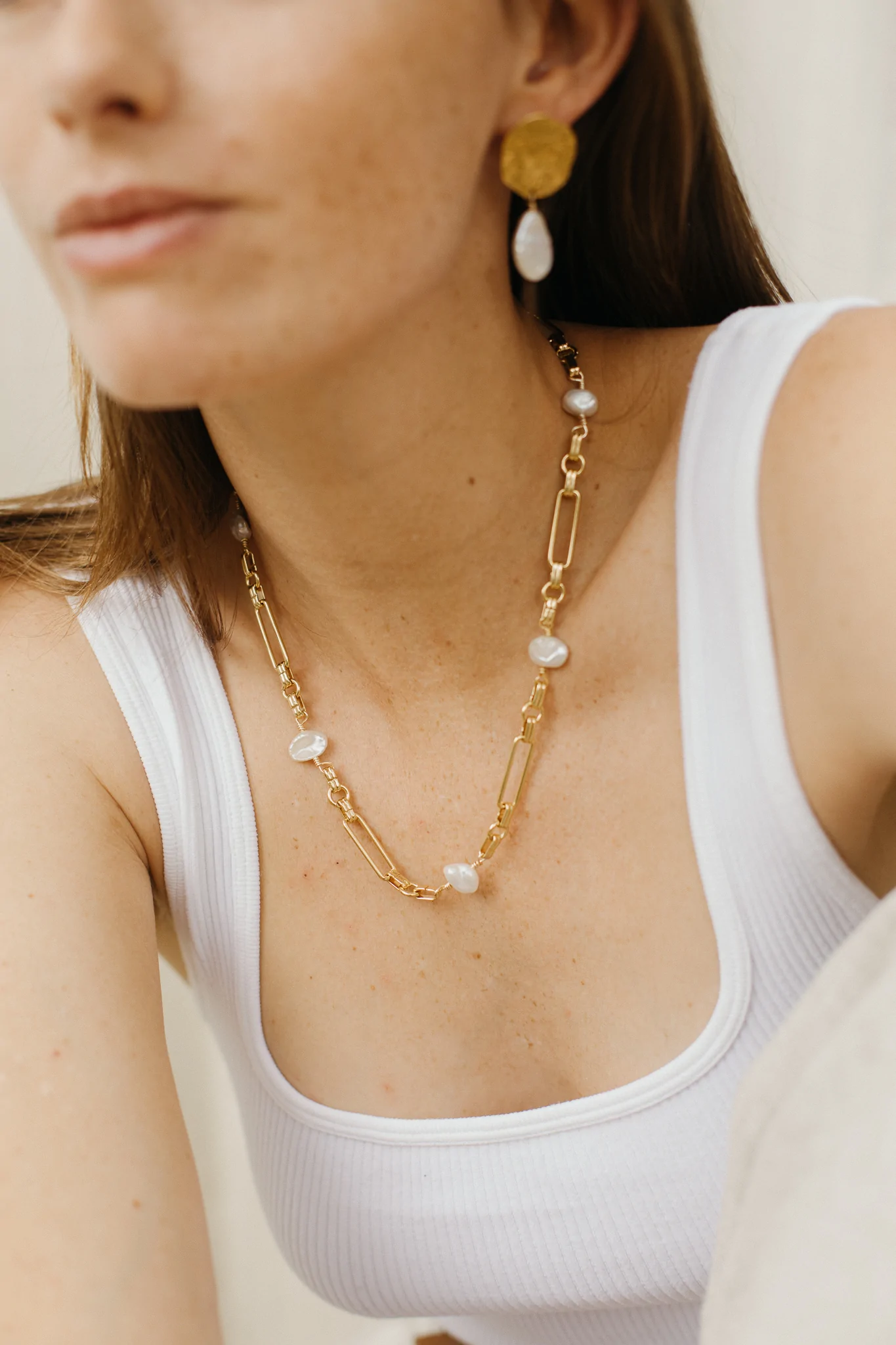 Tour-de-cou-Lou-n_C2_B02-Boucles-Rosa-Pendantes-4